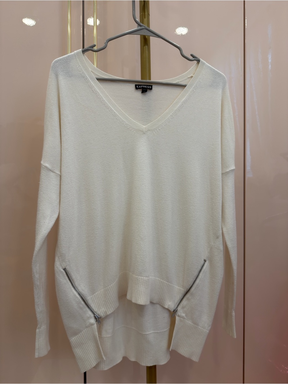 Express Off-White V-Neck Sweater with Zippers